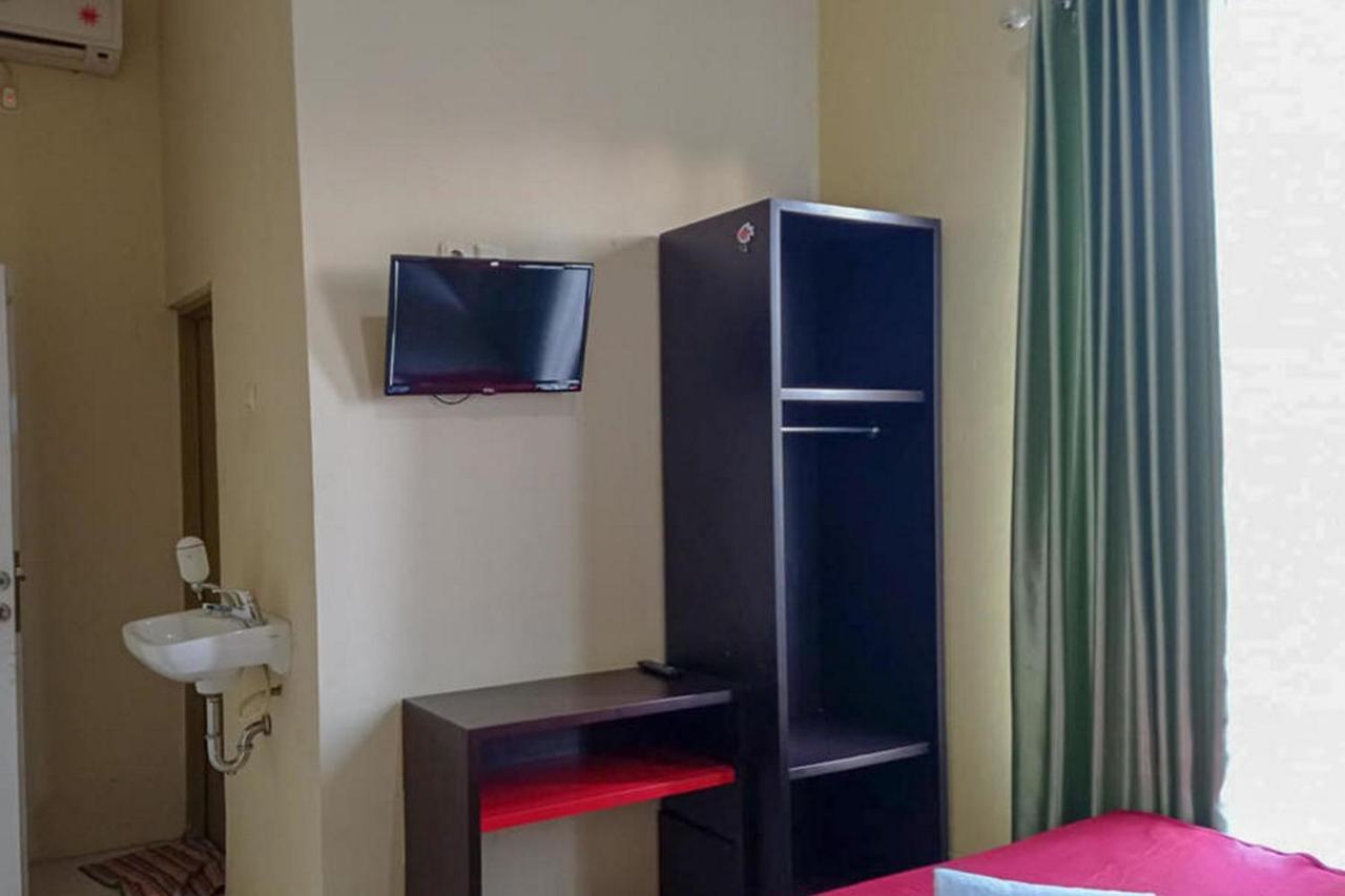 Rama Shinta Homestay Near Gembiral Loka Zoo Redpartner ジョグジャカルタ エクステリア 写真